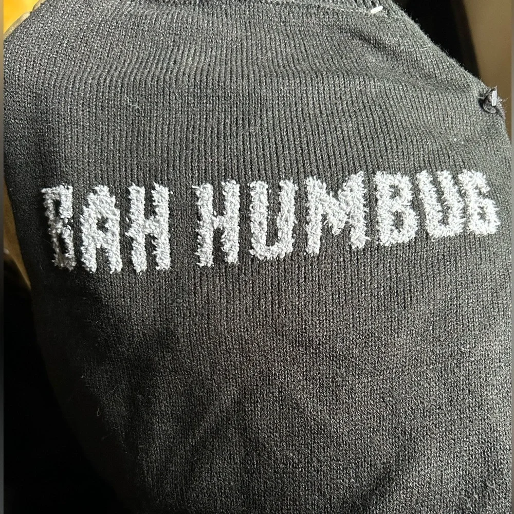 New Reddy Bah Humbug dog sweater L